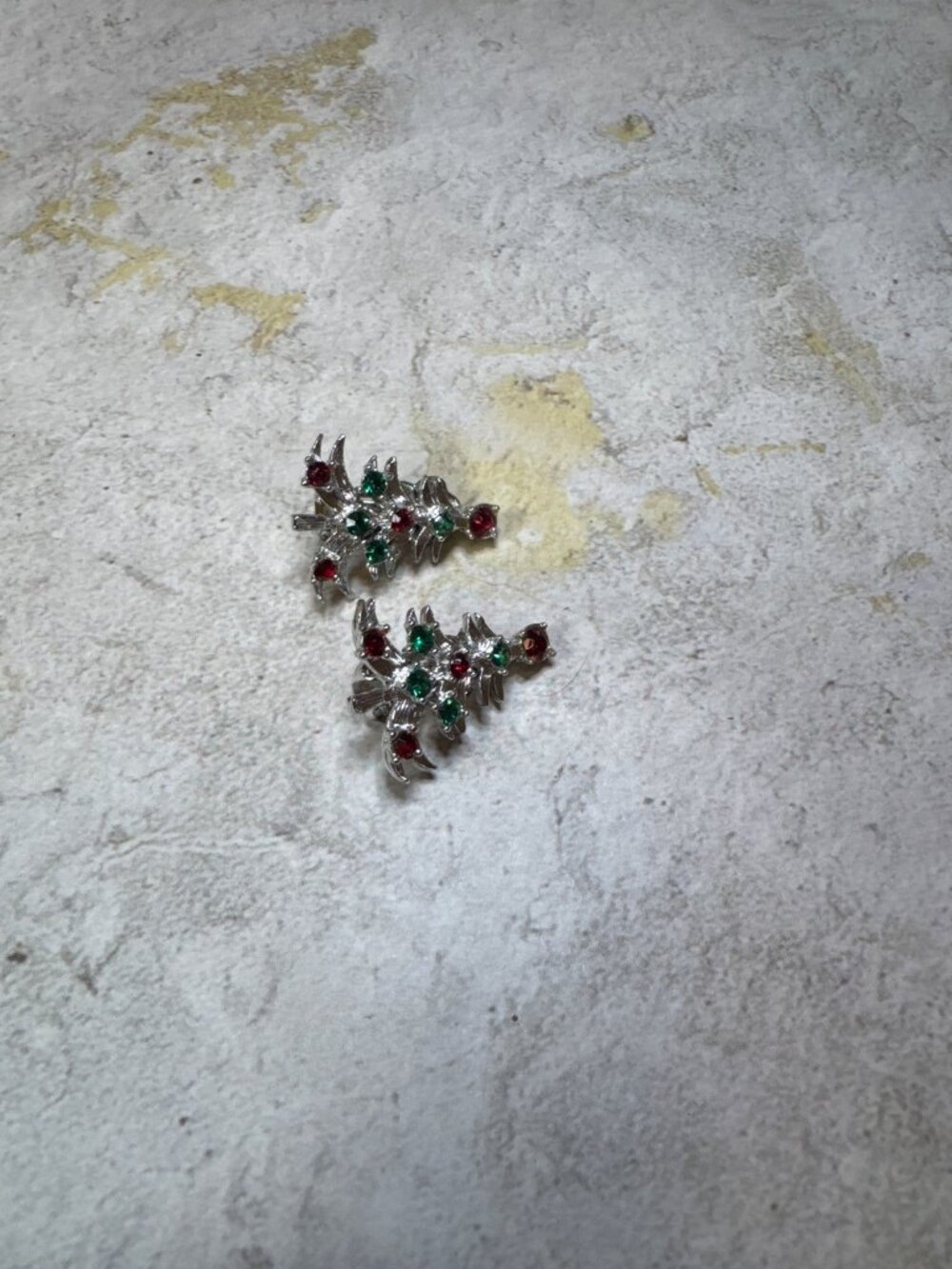 Vtg Mylu Christmas Tree Silver Tone Rhinestone Red Green Clip On Earrings